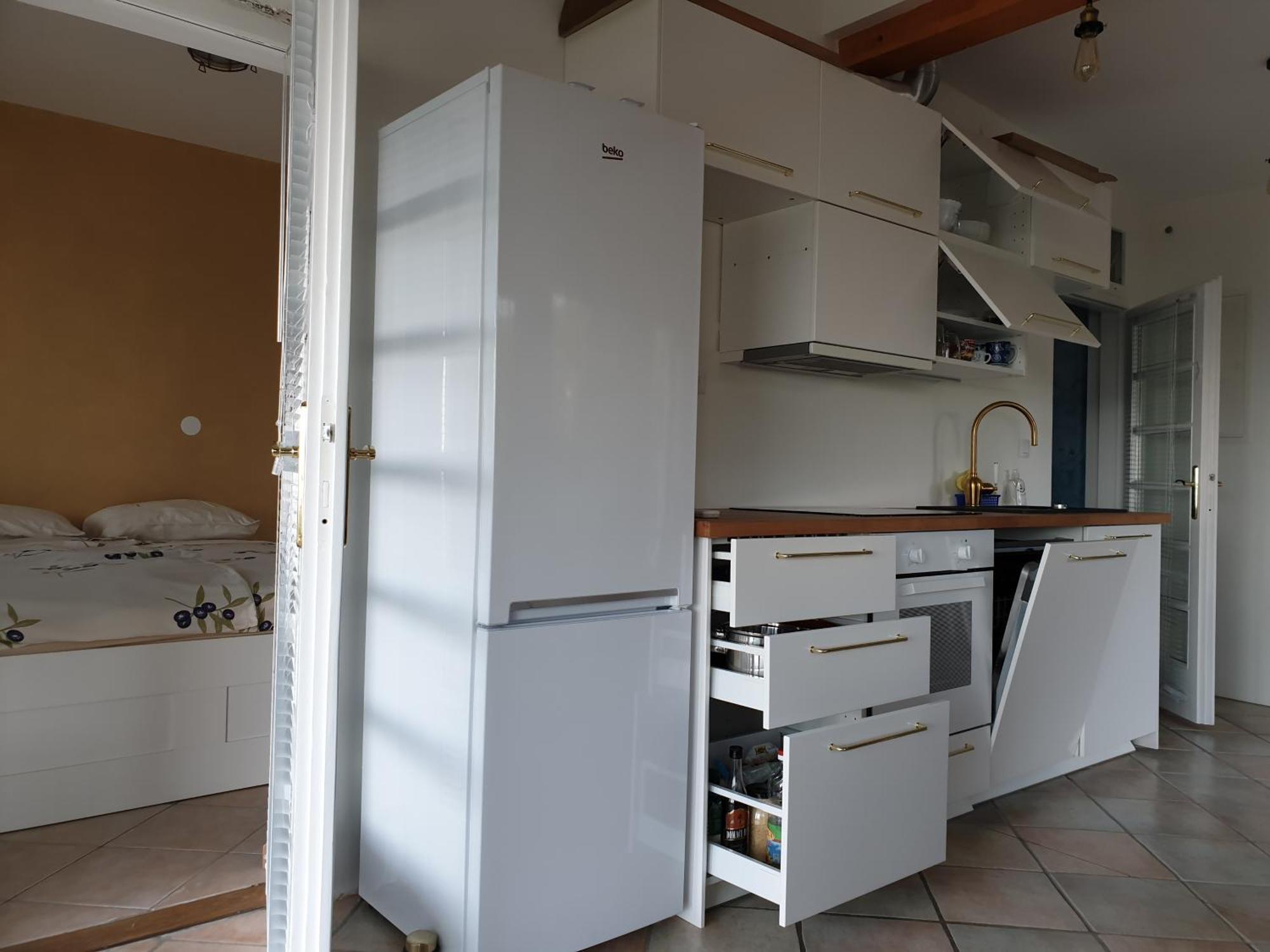 Piran Beach House - Private Oasis - Beachfront Apartment With A Sea View Terrace Buitenkant foto