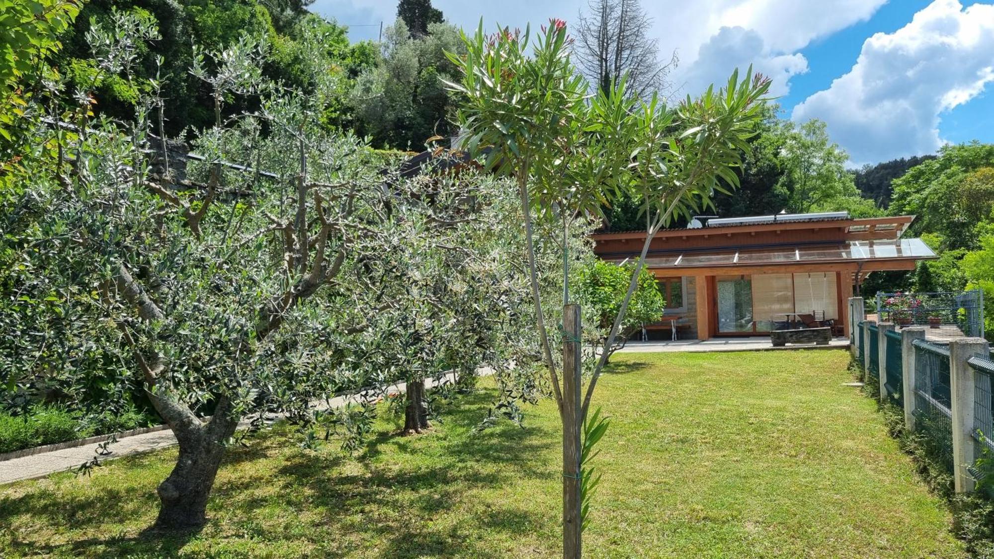 Piran Beach House - Private Oasis - Beachfront Apartment With A Sea View Terrace Buitenkant foto